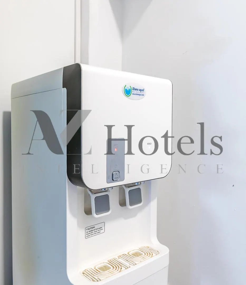 Ayz Ulises - Auto Check-In Property Мадрид 0*,